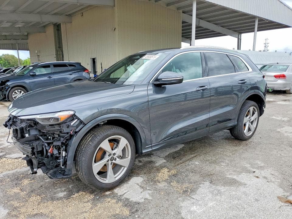 2025 Audi Q5 Premium Plus