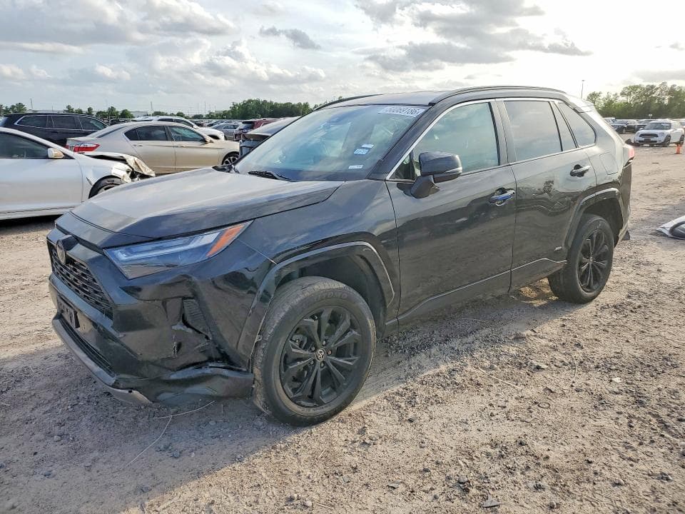 2022 Toyota RAV4 SE