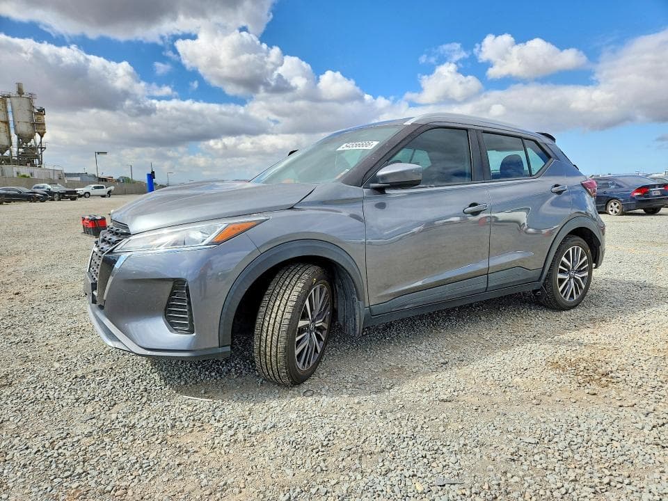2021 Nissan Kicks SV