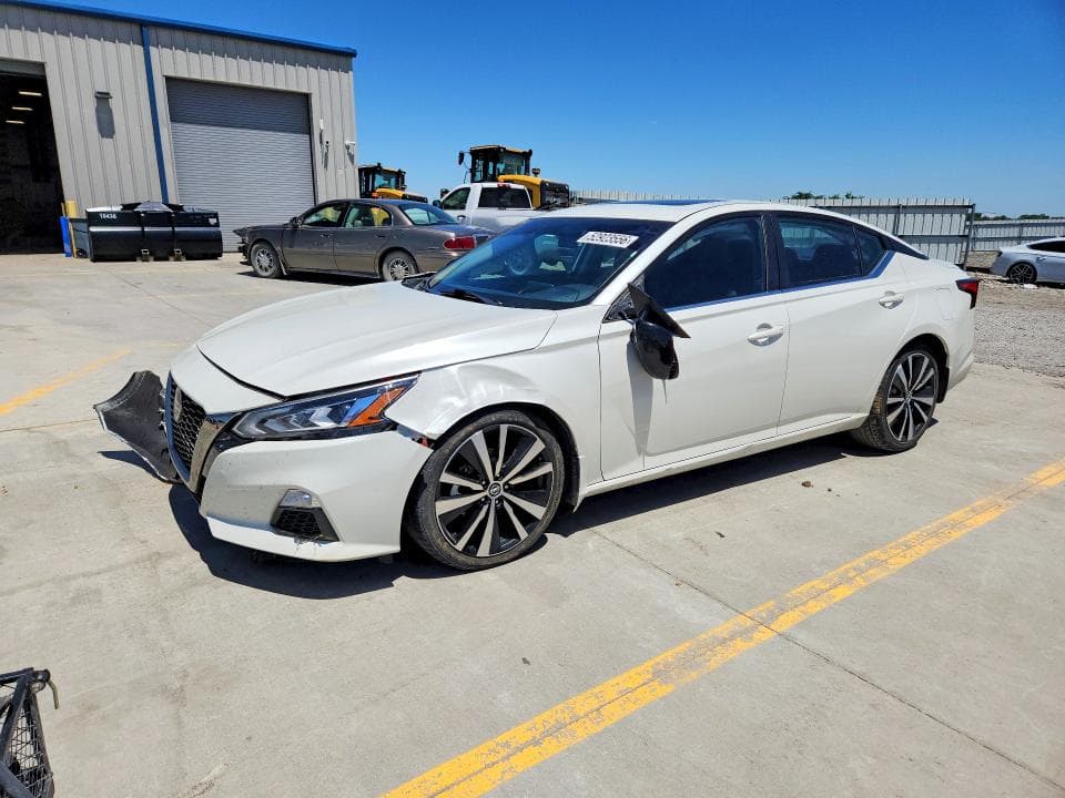 2019 Nissan Altima SR
