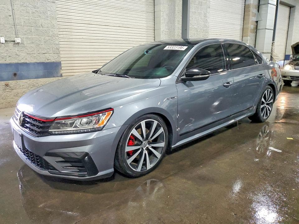 2018 Volkswagen Passat GT