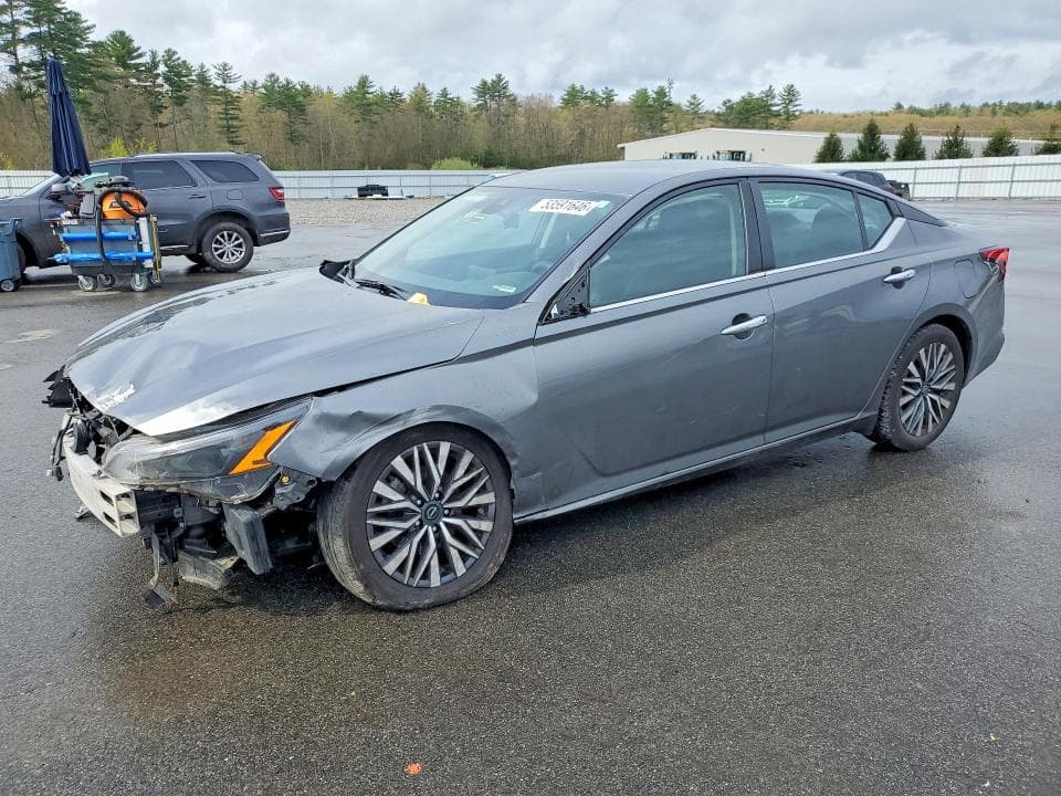 2023 Nissan Altima SV