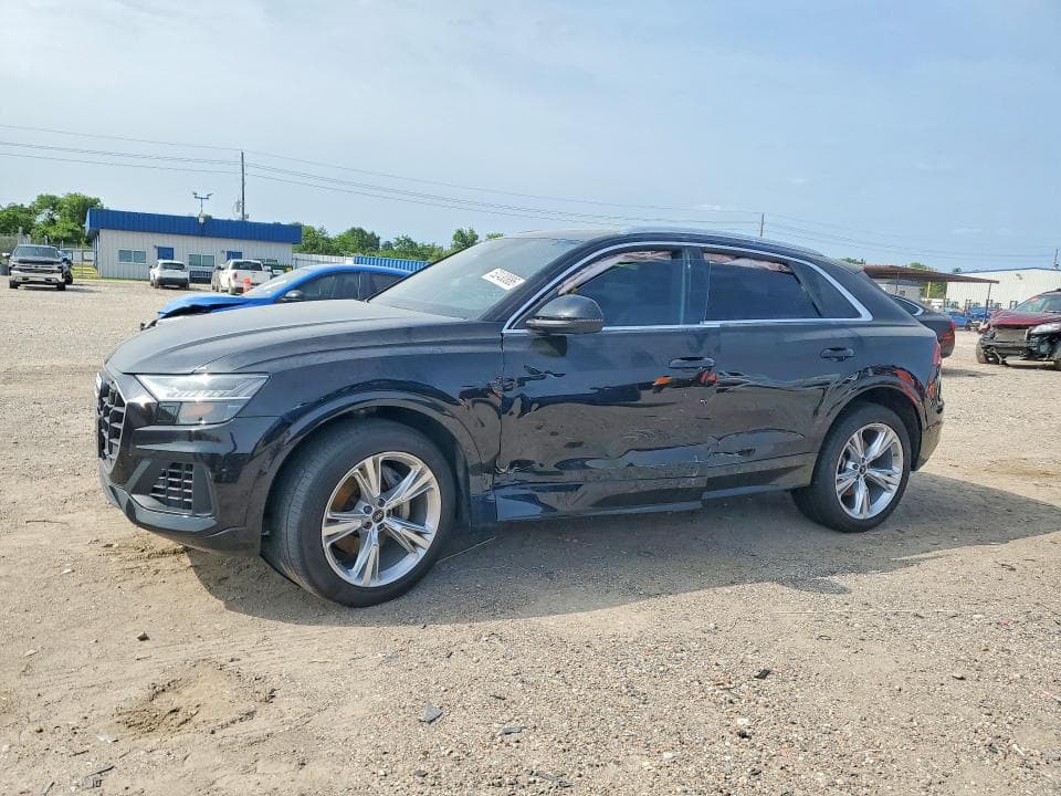 2023 Audi Q8 Premium