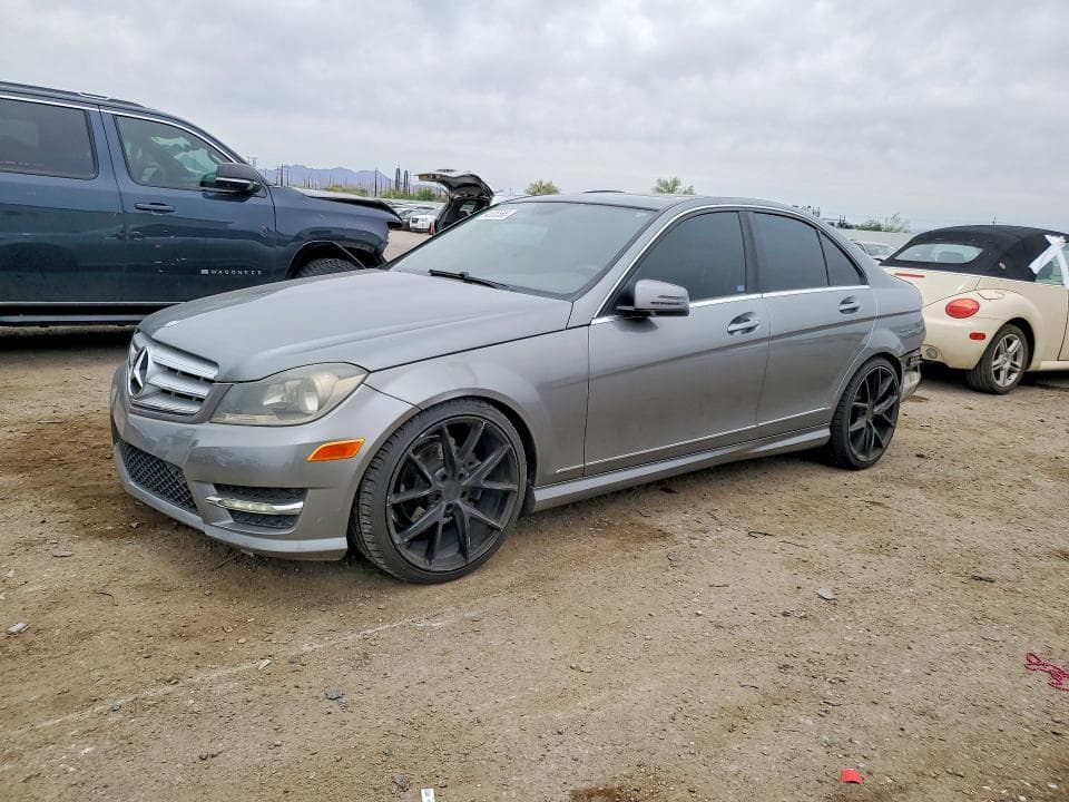 2013 Mercedes-Benz C 250