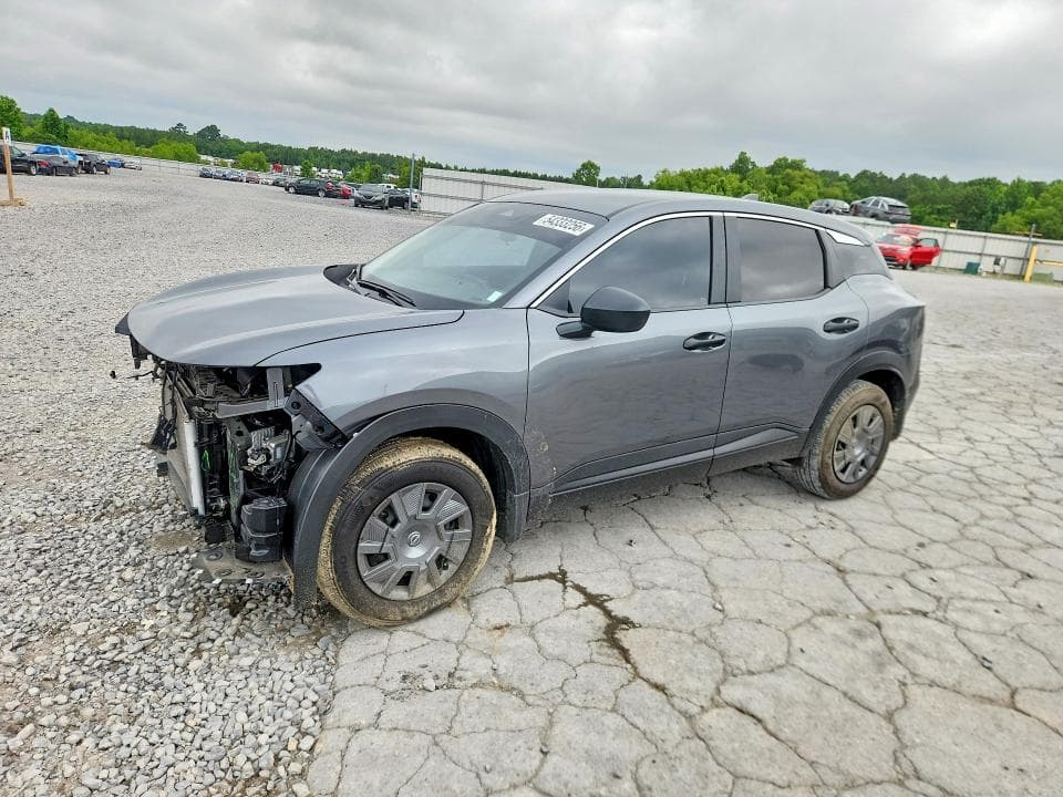 2025 Nissan Kicks S