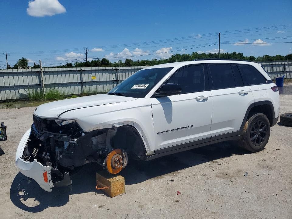 2024 Jeep Grand Cherokee Laredo