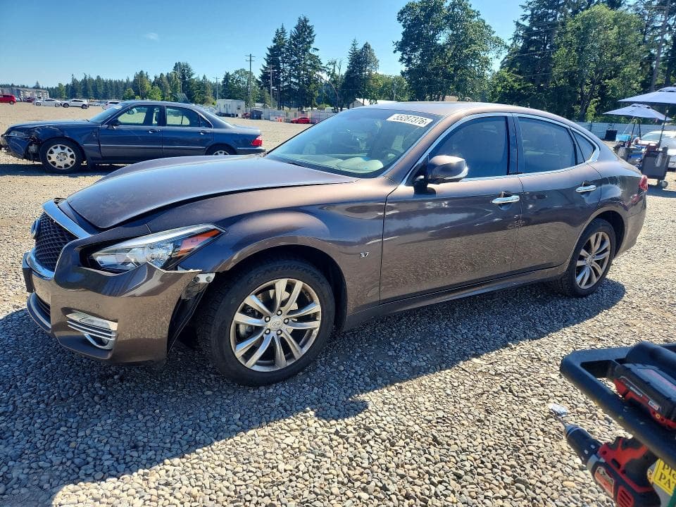 2018 Infiniti Q70 3.7 Luxe