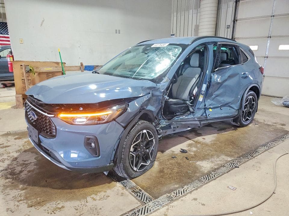 2026 Ford Escape Platinum