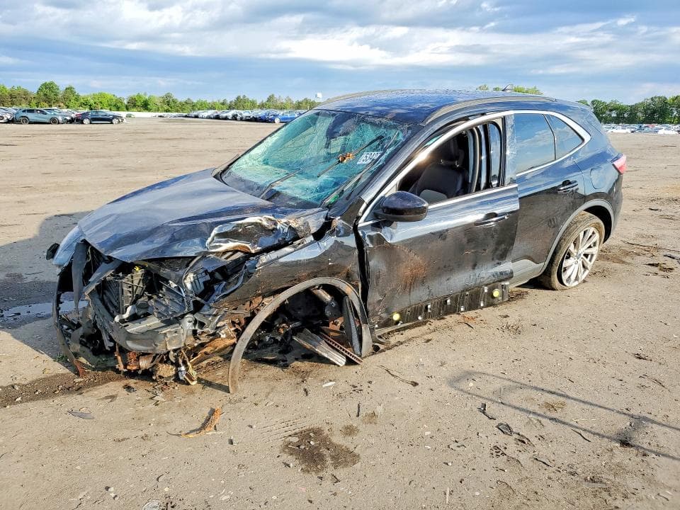 2022 Ford Escape Titanium