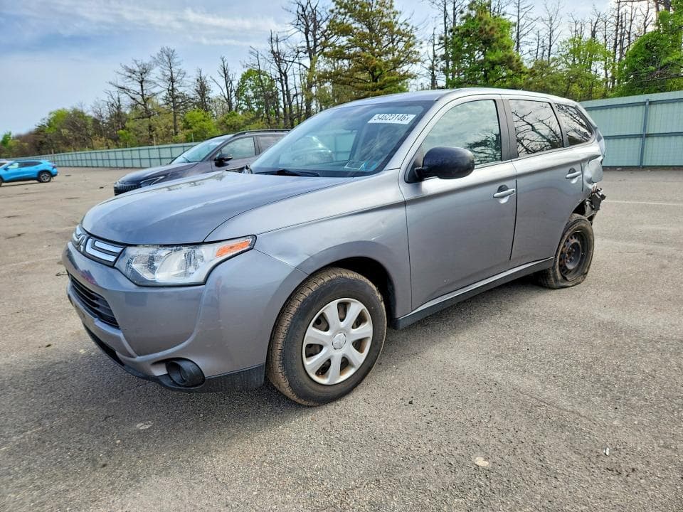 2014 Mitsubishi Outlander ES