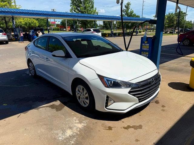 2020 Hyundai Elantra SE