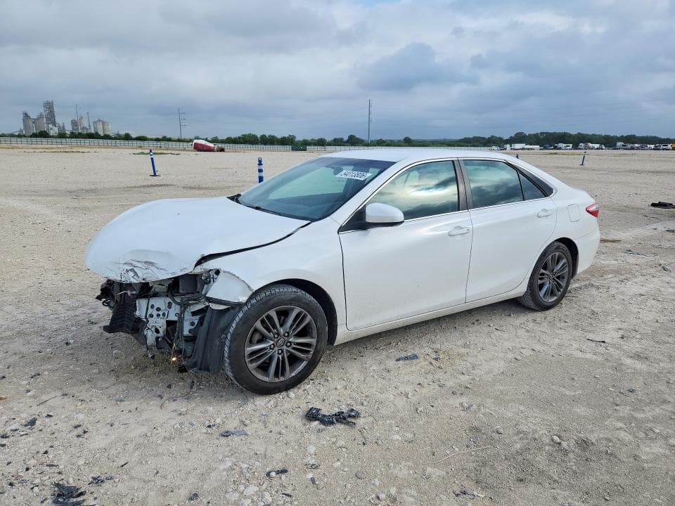 2016 Toyota Camry SE