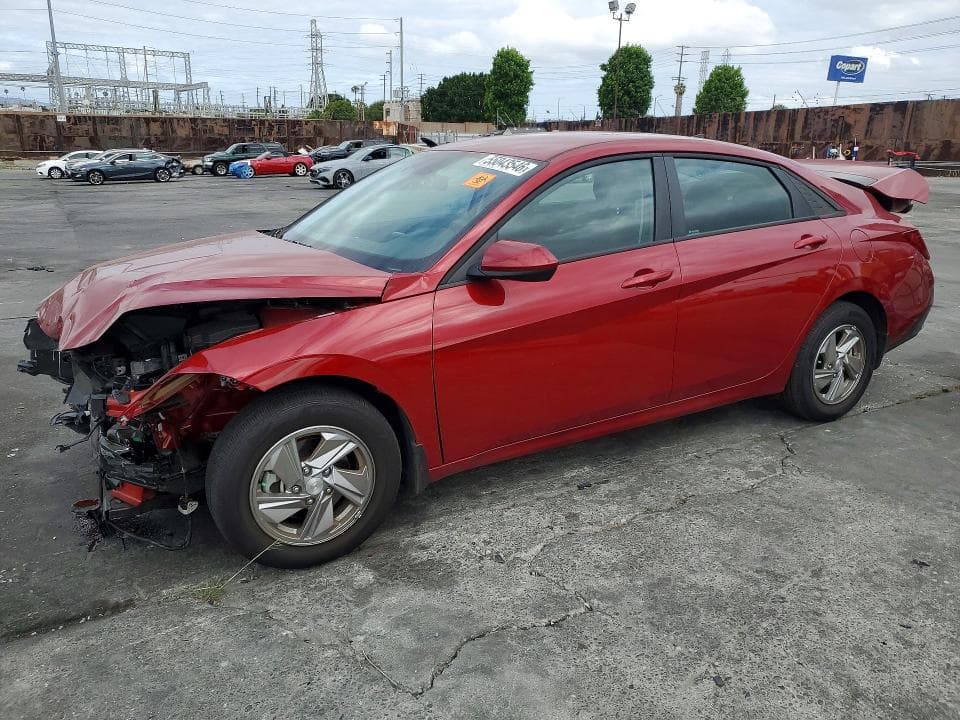 2025 Hyundai Elantra SE