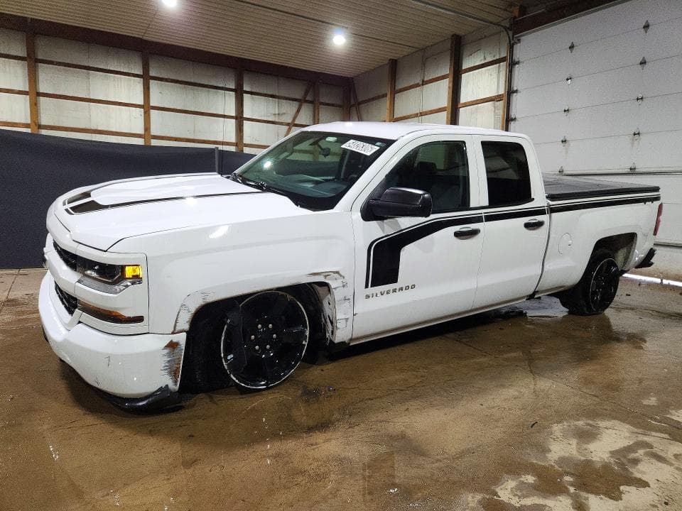 2017 Chevrolet Silverado K1500 Custom