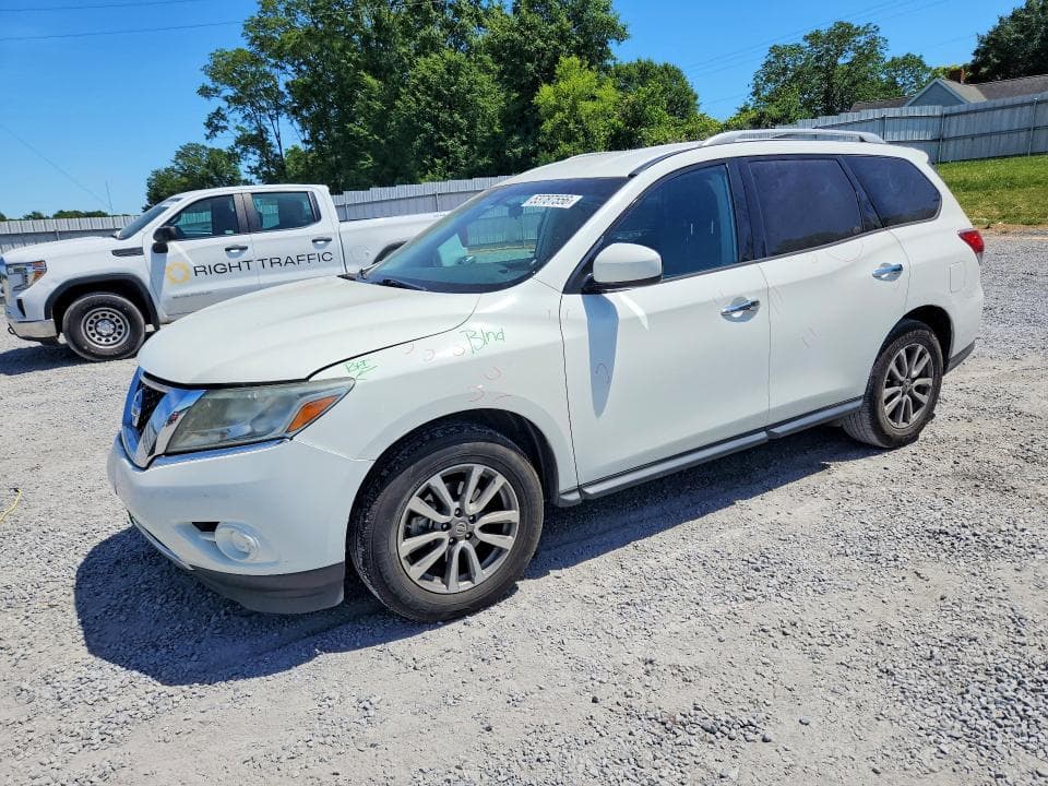 2016 Nissan Pathfinder S