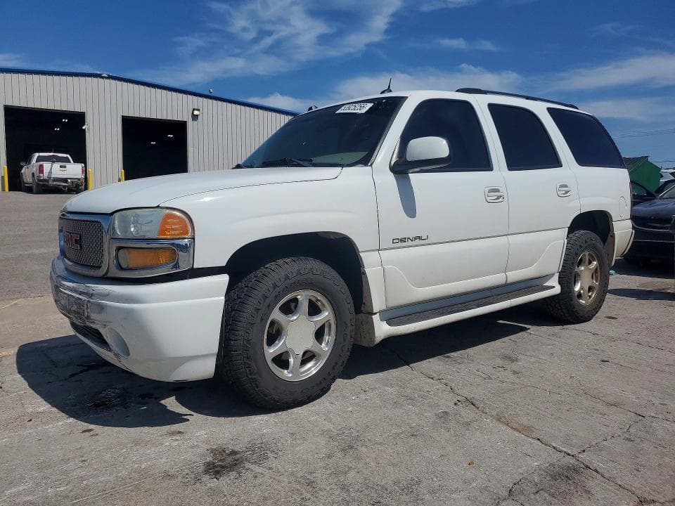 2004 GMC Yukon Denali