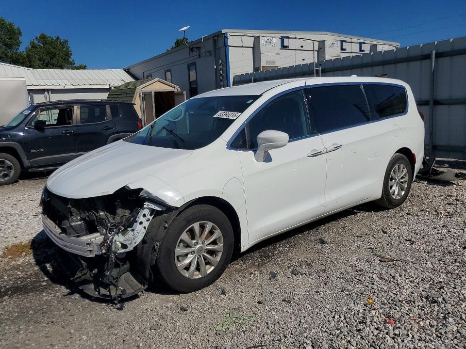 2018 Chrysler Pacifica Touring Plus
