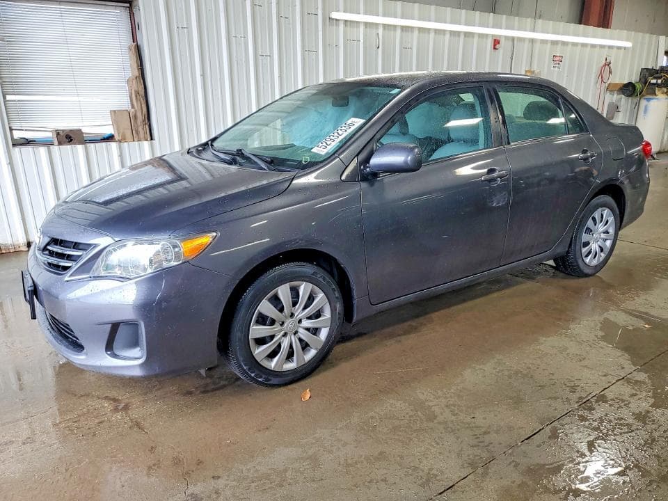 2013 Toyota Corolla LE