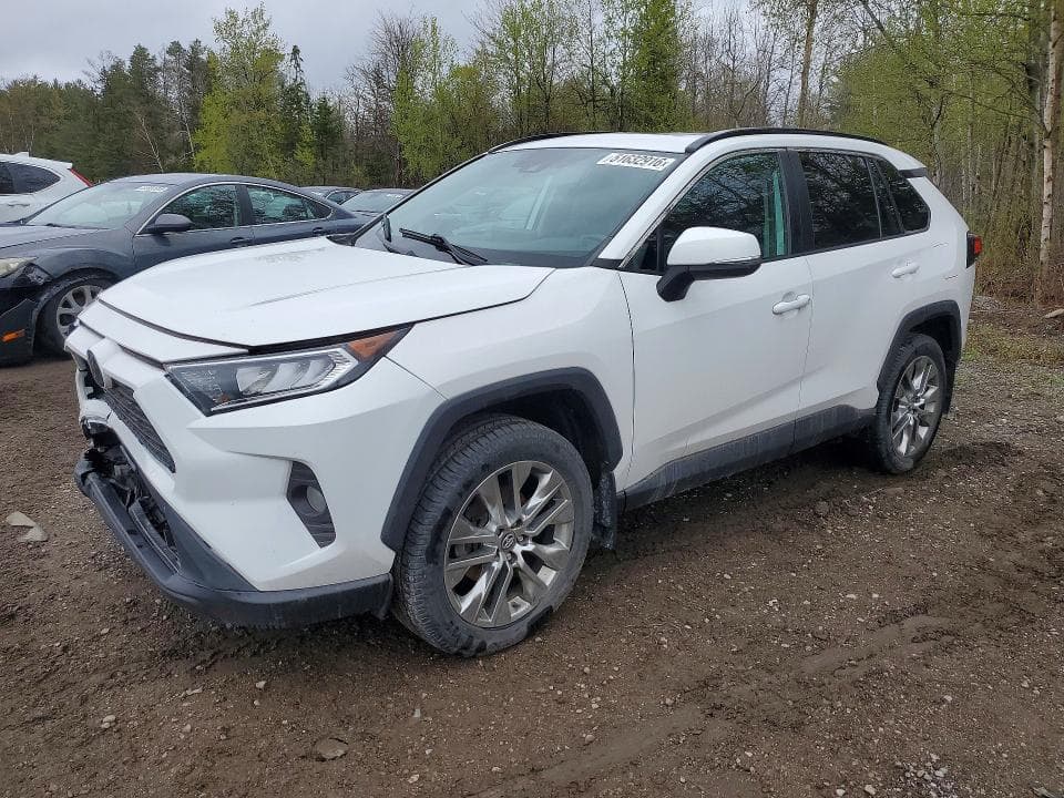 2020 Toyota RAV4 XLE