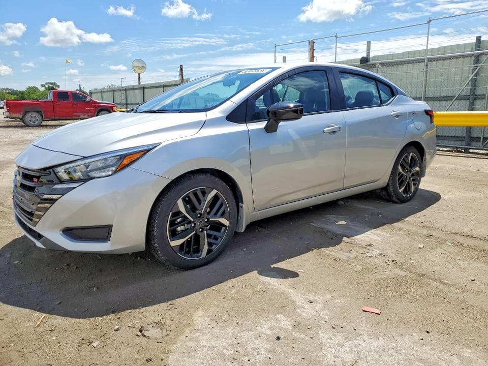 2024 Nissan Versa SR