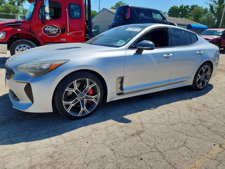 2018 KIA Stinger GT1