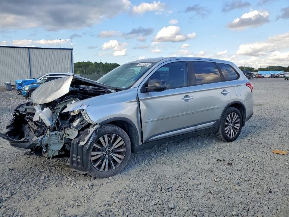 2019 Mitsubishi Outlander ES