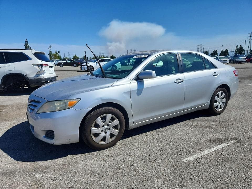 2011 Toyota Camry LE