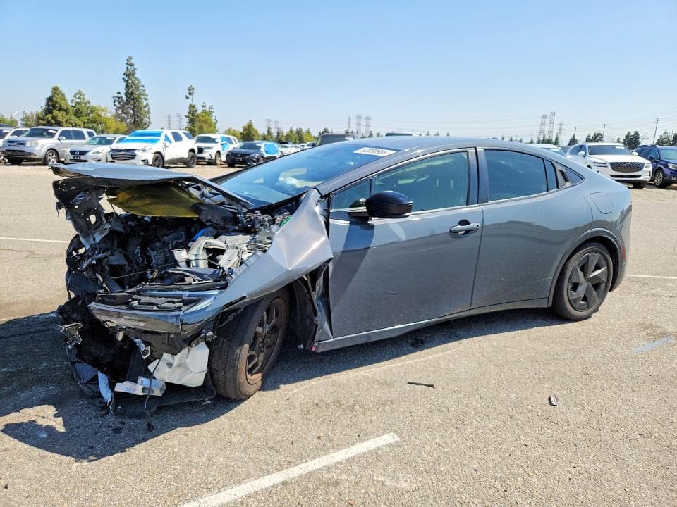 2023 Toyota Prius LE