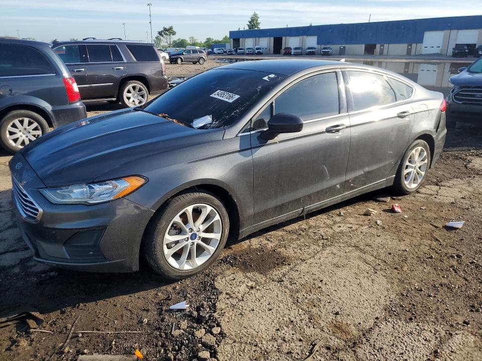 2020 Ford Fusion SE