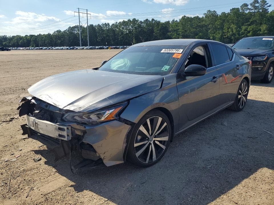 2021 Nissan Altima SR