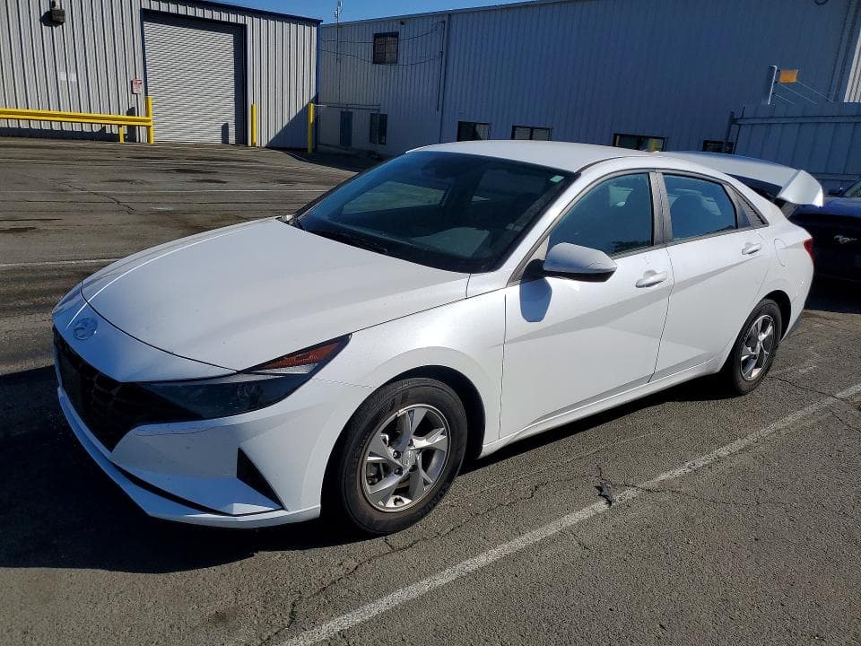 2022 Hyundai Elantra SE