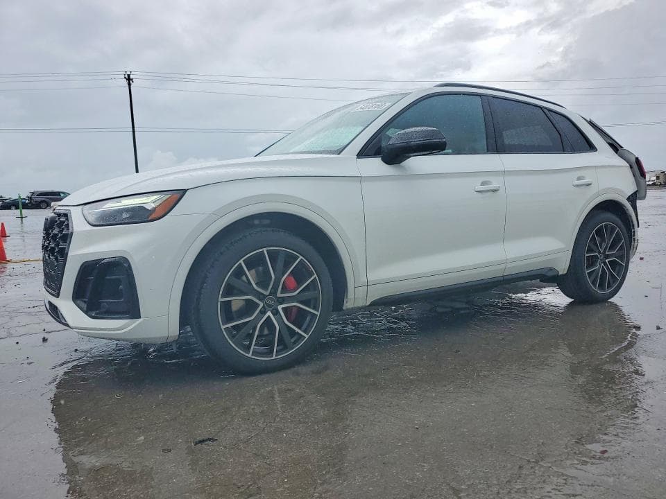 2023 Audi SQ5 Premium Plus