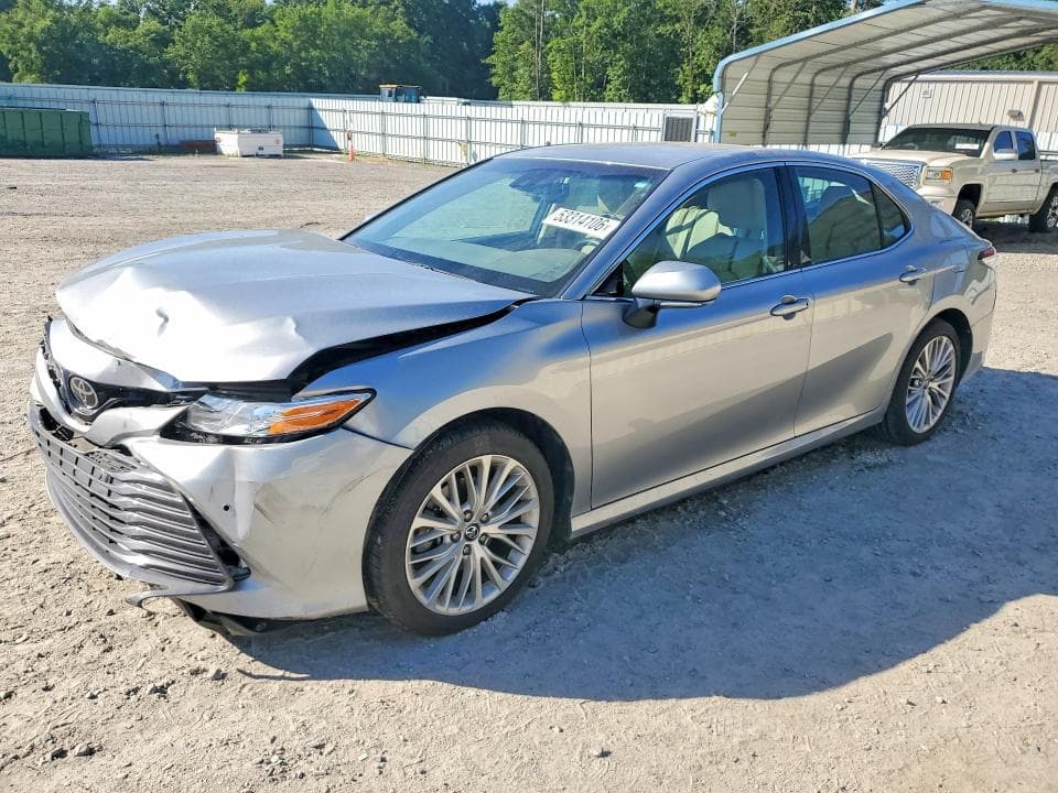 2018 Toyota Camry XLE