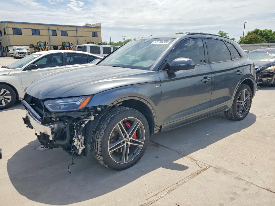 2025 Audi Q5 E Premium Plus 55