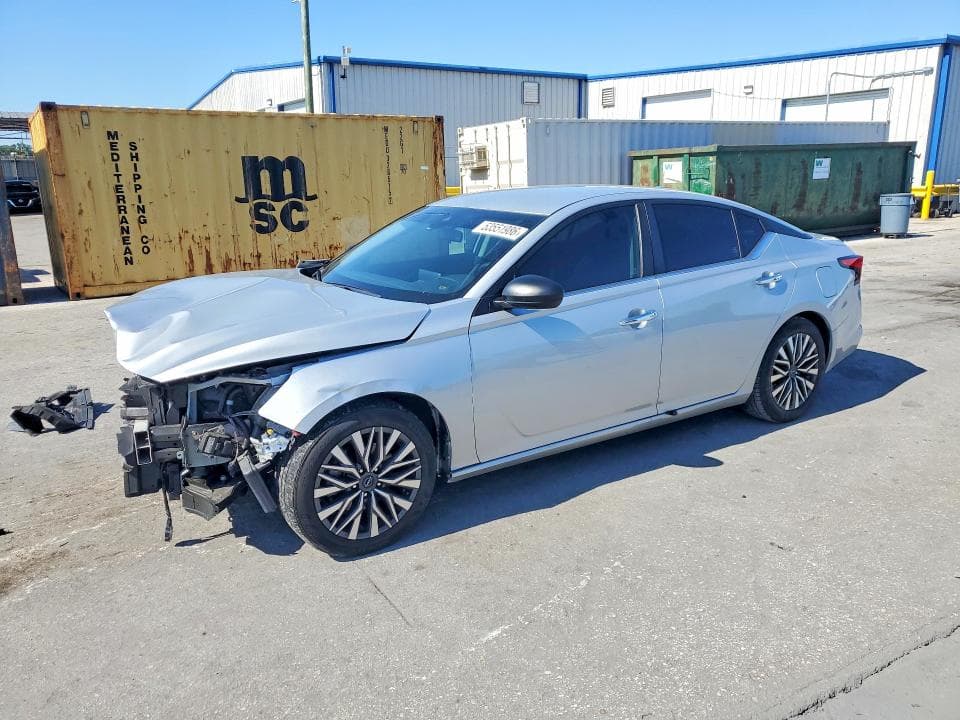 2024 Nissan Altima SV