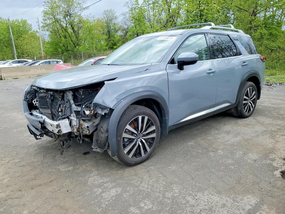 2025 Nissan Pathfinder Platinum
