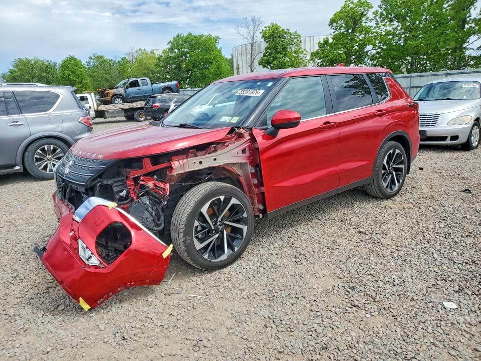 2023 Mitsubishi Outlander SE