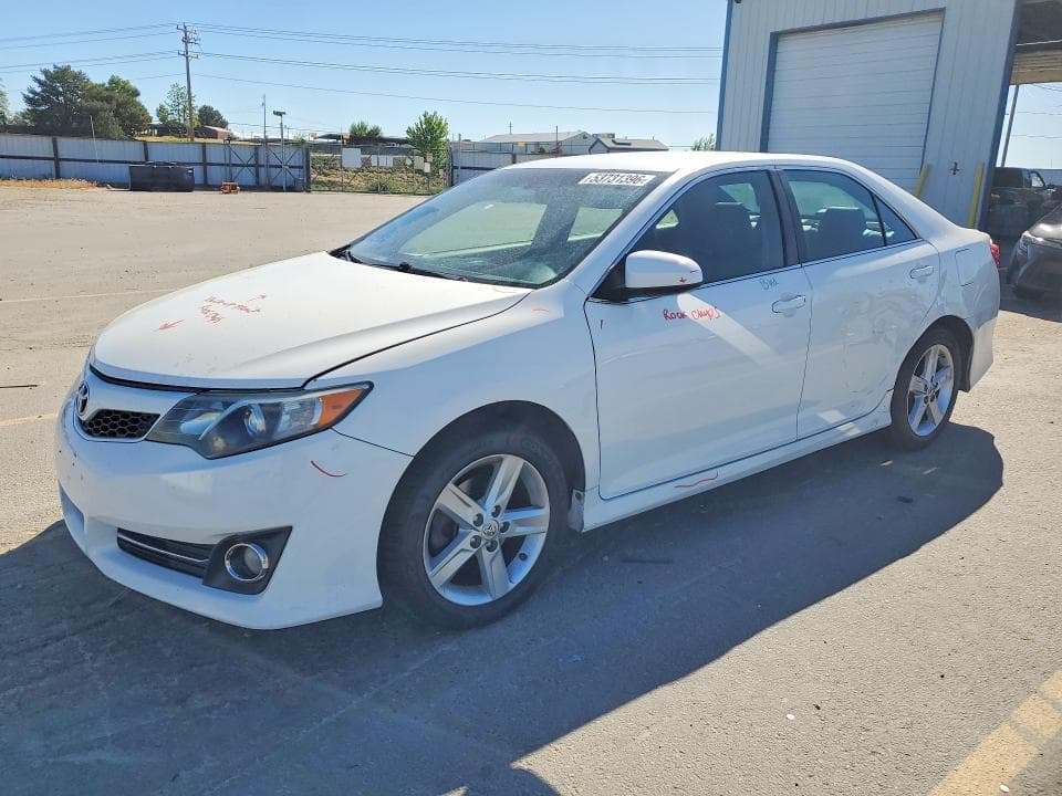 2014 Toyota Camry SE