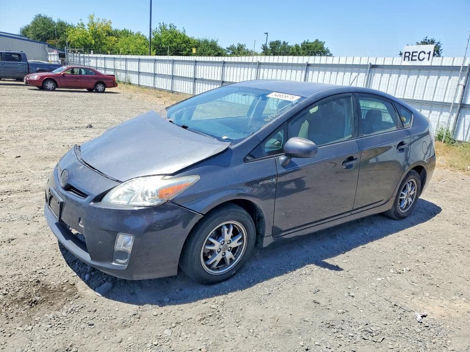 2010 Toyota Prius III