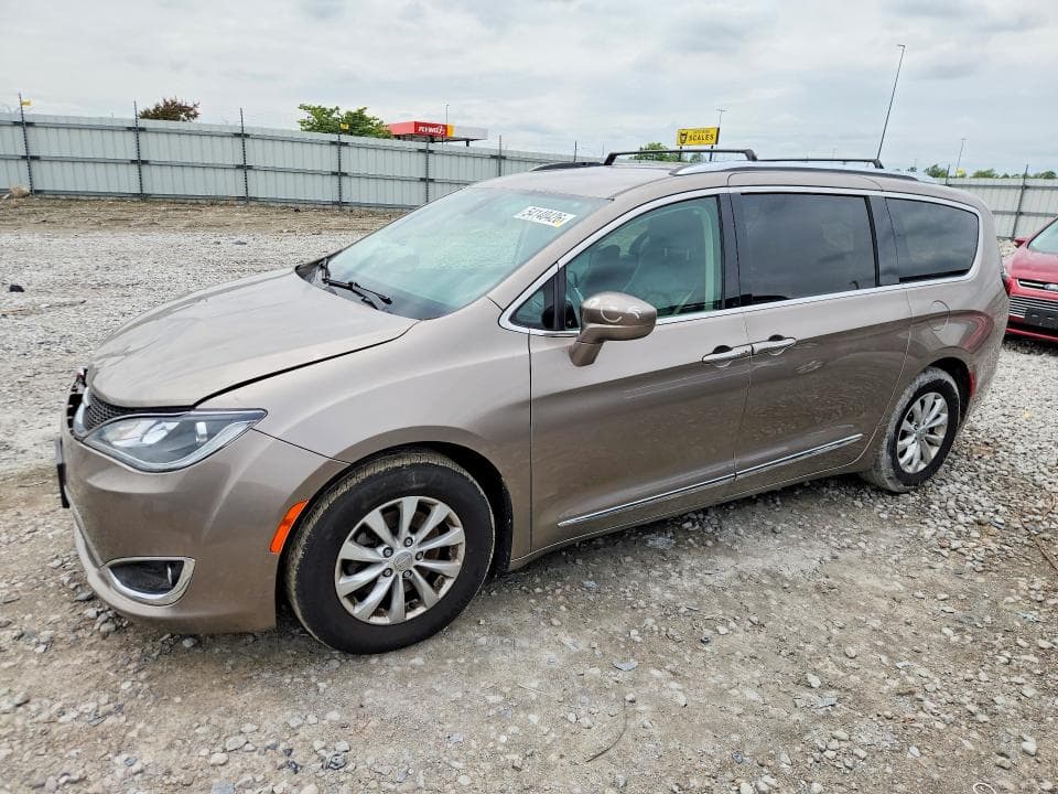 2018 Chrysler Pacifica Touring L Plus