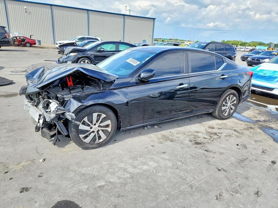 2019 Nissan Altima S