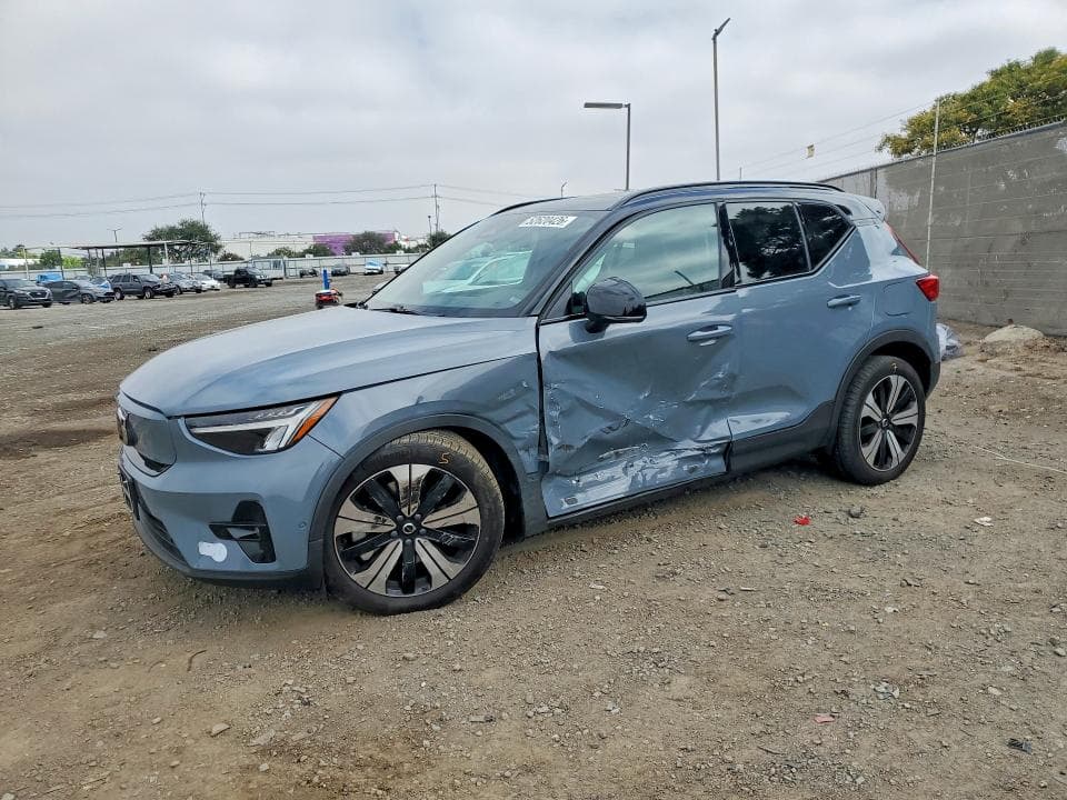 2023 Volvo XC40 Recharge Plus
