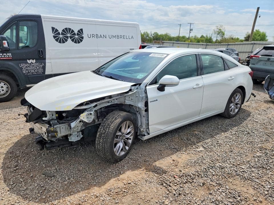 2021 Toyota Avalon XLE