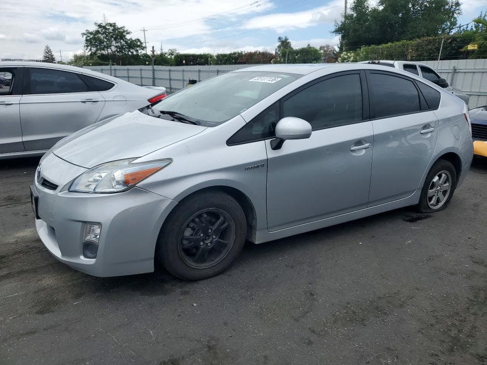 2010 Toyota Prius III