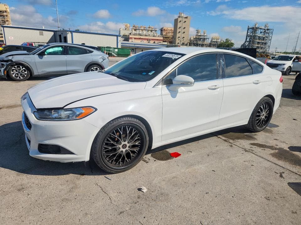 2016 Ford Fusion SE