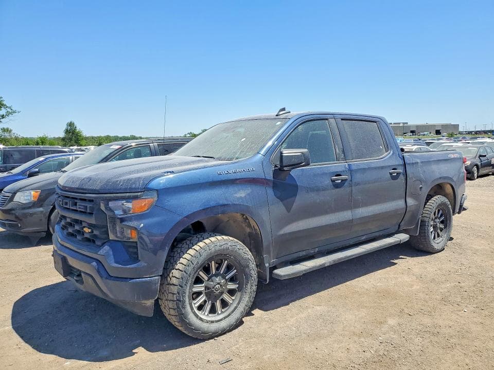 2022 Chevrolet Silverado K1500 Custom