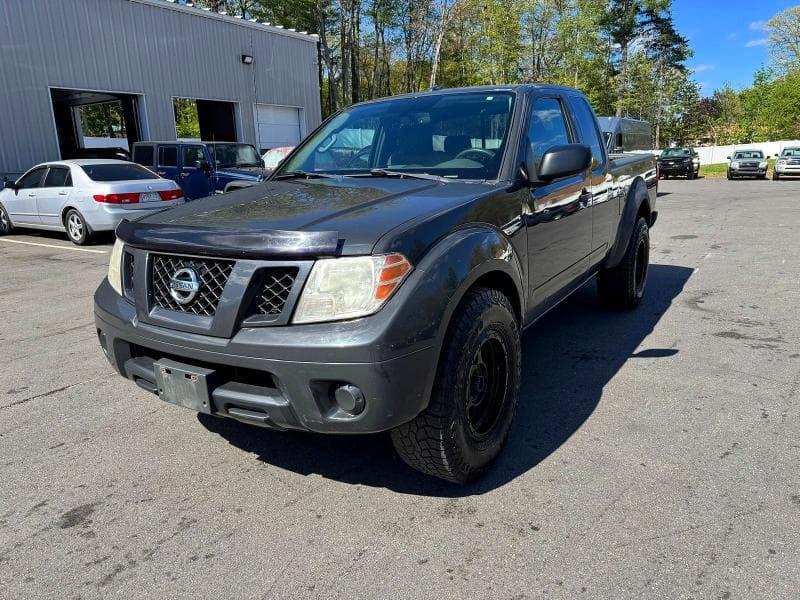 2013 Nissan Frontier SV V6