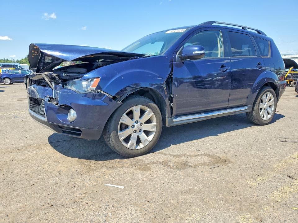 2013 Mitsubishi Outlander SE