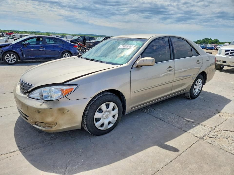 2004 Toyota Camry Standard