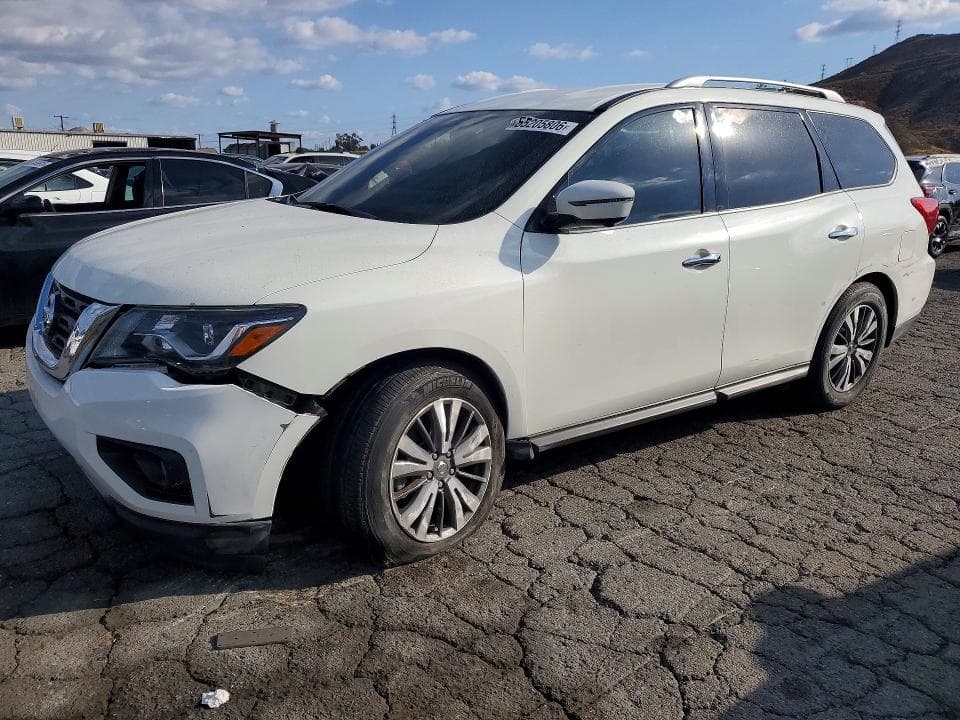 2019 Nissan Pathfinder SL